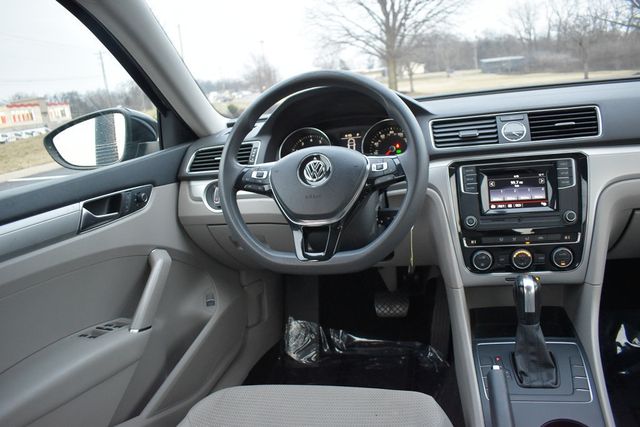 2016 Volkswagen Passat 4dr Sedan 1.8T Automatic S - 22969967 - 12