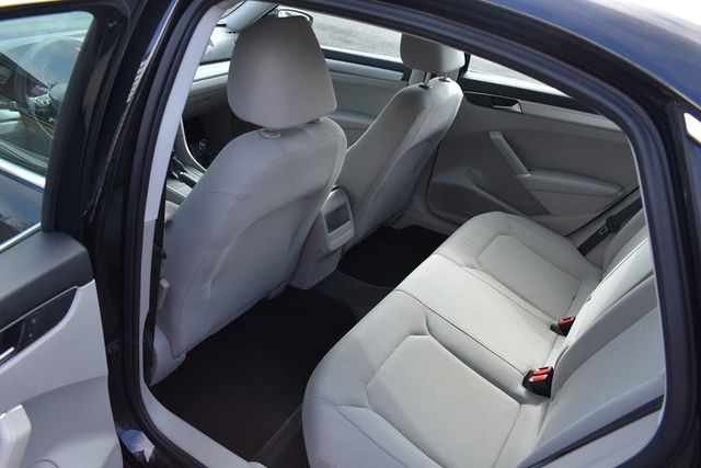 2016 Volkswagen Passat 4dr Sedan 1.8T Automatic S - 22969967 - 17