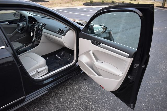 2016 Volkswagen Passat 4dr Sedan 1.8T Automatic S - 22969967 - 24