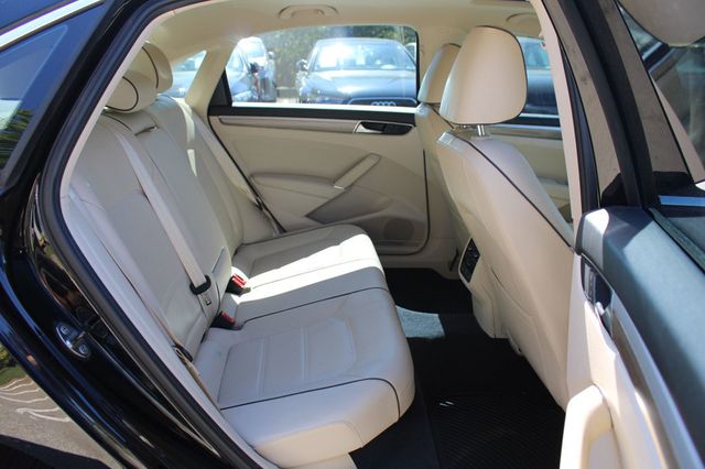 2016 Volkswagen Passat 4dr Sedan 1.8T Automatic SE - 23027099 - 30