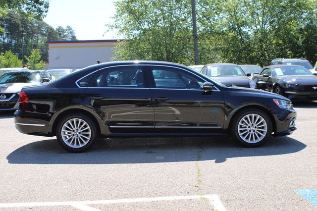 2016 Volkswagen Passat 1.8T SE w/ Techonology Auto's photo