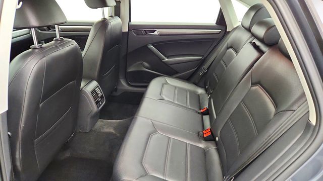 2016 Volkswagen Passat 4dr Sedan 1.8T Automatic SE - 23085880 - 19