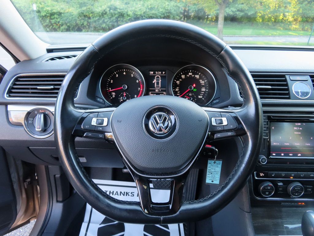 2016 Volkswagen Passat TDI SE photo 38