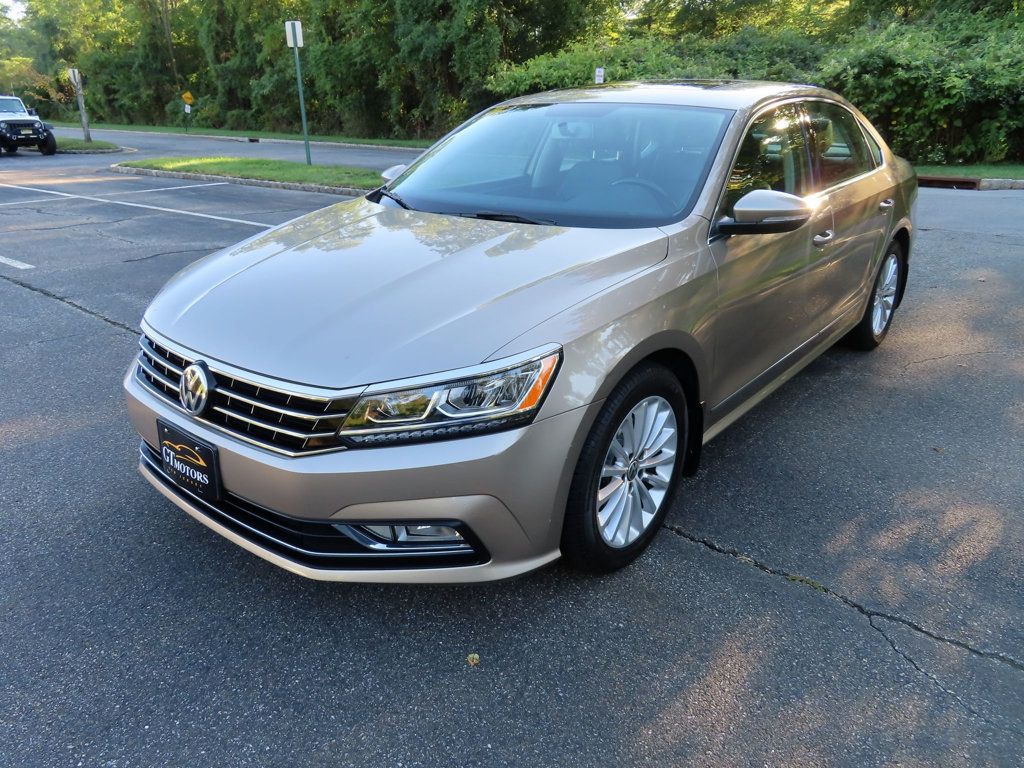 2016 Volkswagen Passat TDI SE photo 3