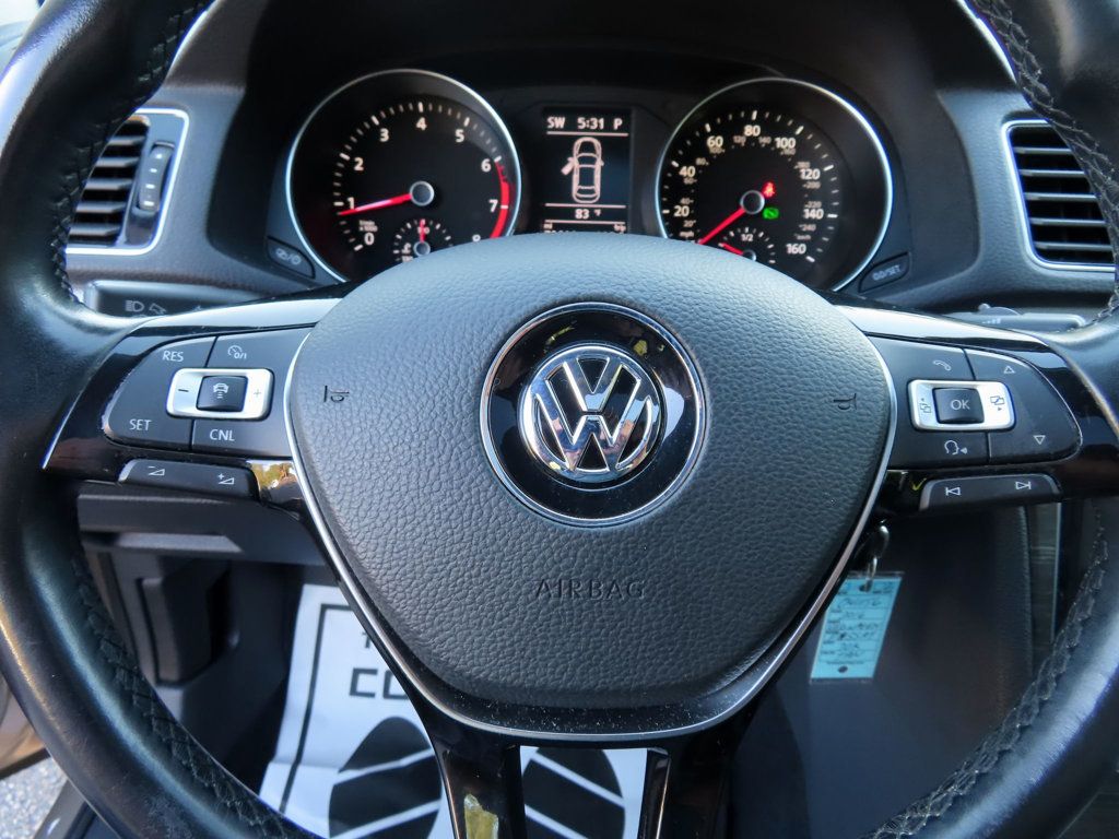2016 Volkswagen Passat TDI SE photo 39