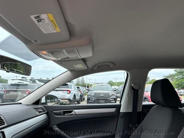 2016 Volkswagen Passat 4dr Sedan 1.8T Automatic S PZEV - 23052225 - 7