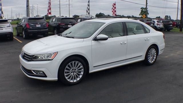 2016 Volkswagen Passat SE - 22577475 - 3