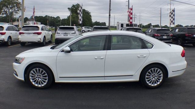 2016 Volkswagen Passat SE - 22577475 - 4