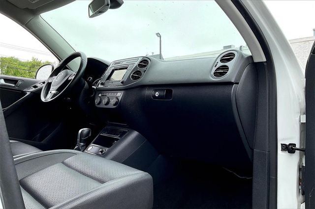 2016 Volkswagen Tiguan 2.0T S 4dr Automatic - 22842231 - 11