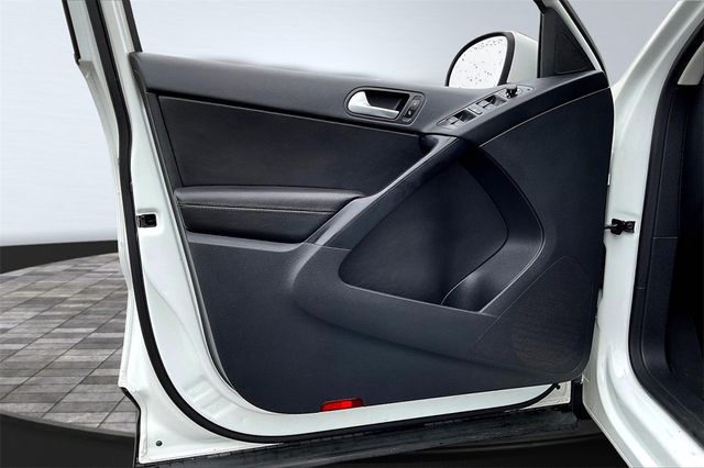 2016 Volkswagen Tiguan 2.0T S 4dr Automatic - 22842231 - 8