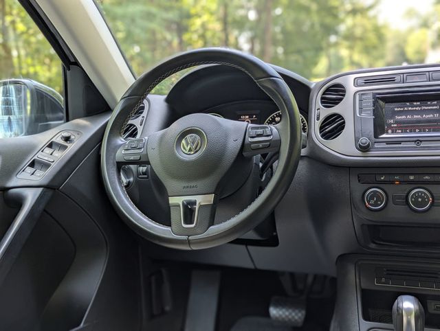 2016 Volkswagen Tiguan 2.0T S 4dr Automatic - 23069966 - 17