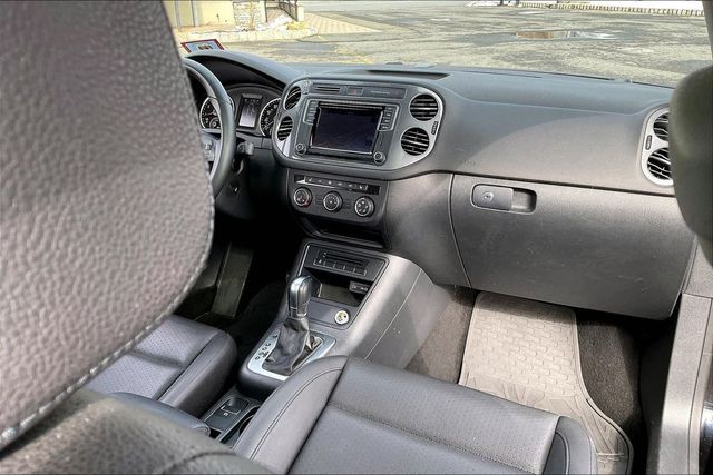 2016 Volkswagen Tiguan 2.0T SE w/ 4Motion 4dr Automatic - 22992864 - 31