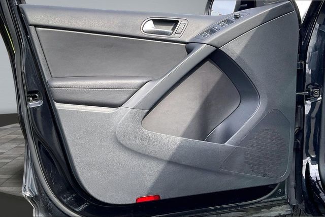 2016 Volkswagen Tiguan 2.0T SE w/ 4Motion 4dr Automatic - 22992864 - 8