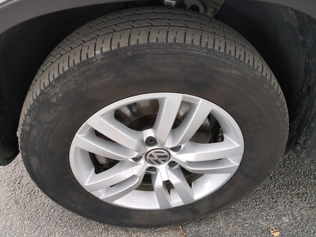 2016 Volkswagen Tiguan 2.0T S w/ 4Motion 4dr Automatic - 22952658 - 9