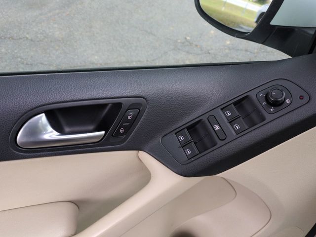 2016 Volkswagen Tiguan 2.0T S w/ 4Motion 4dr Automatic - 22952658 - 11