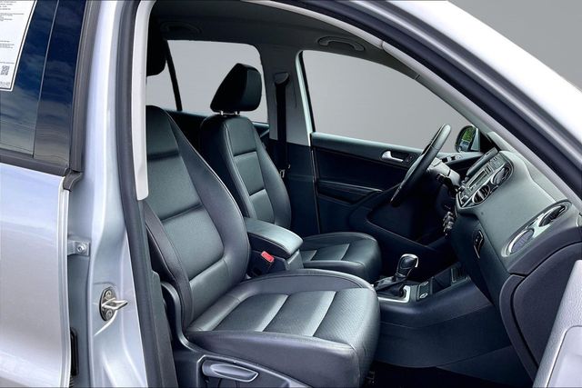 2016 Volkswagen Tiguan 2.0T S w/ 4Motion 4dr Automatic - 23028035 - 13