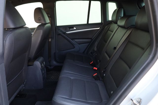 2016 Volkswagen Tiguan R-Line - 23017375 - 19