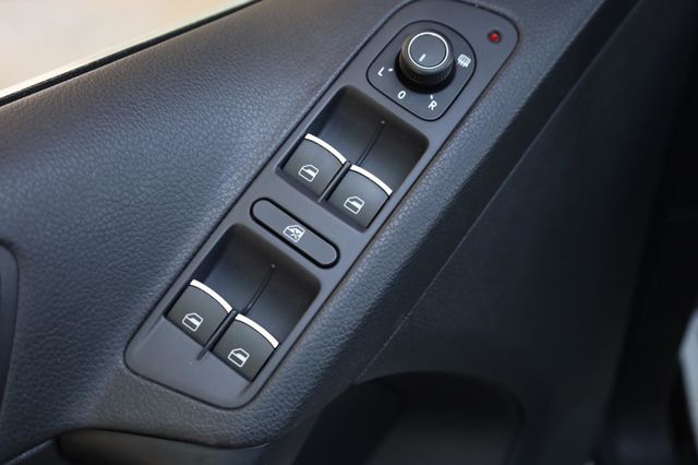 2016 Volkswagen Tiguan R-Line - 23017375 - 38