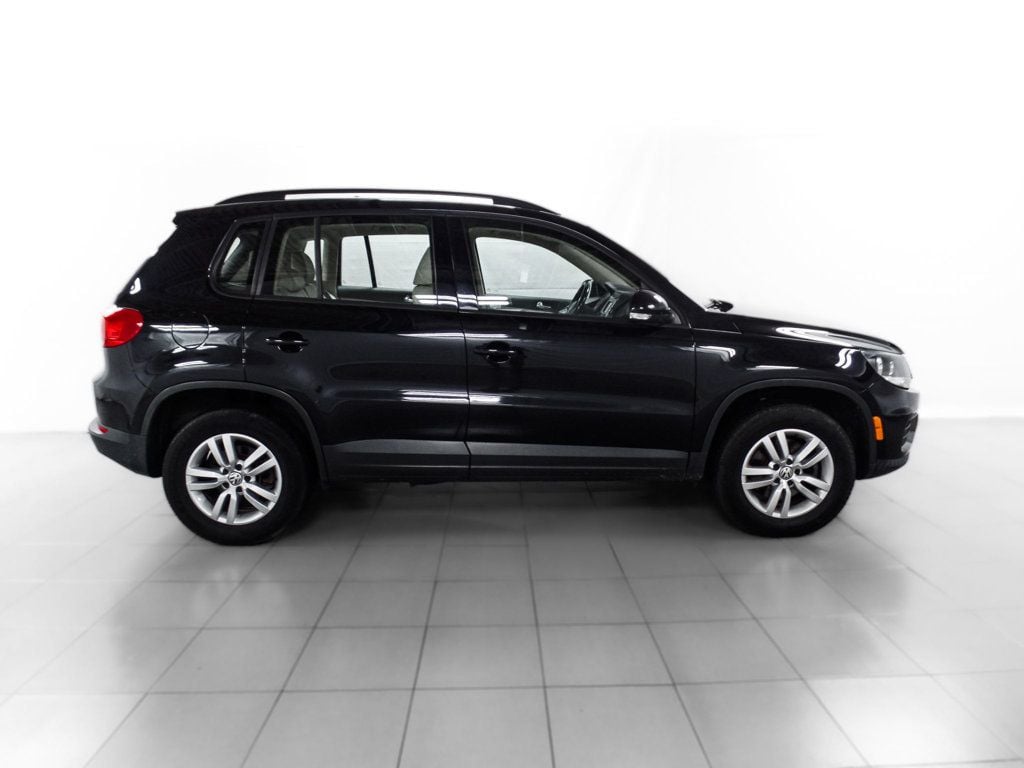 2016 Volkswagen Tiguan S - 22621101 - 6