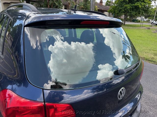 2016 Volkswagen Tiguan S 2.0T Automatic - 23061812 - 25