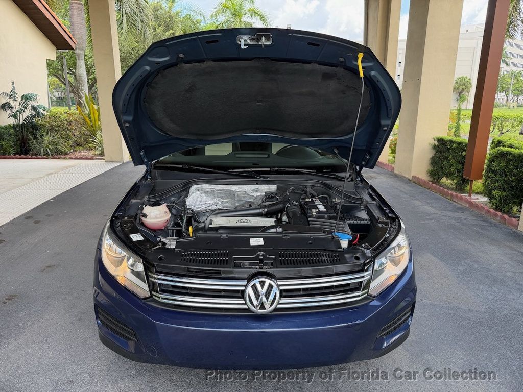 2016 Volkswagen Tiguan S 2.0T Automatic - 23061812 - 76