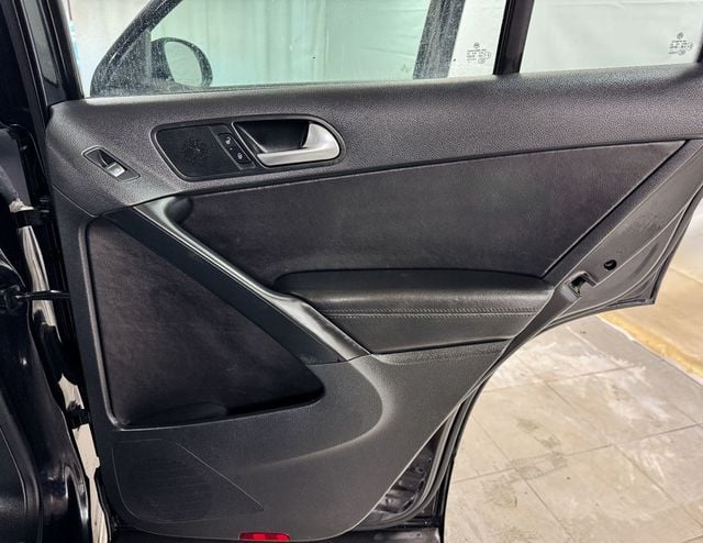 2016 Volkswagen Tiguan S 4MOTION AWD - 22985209 - 14