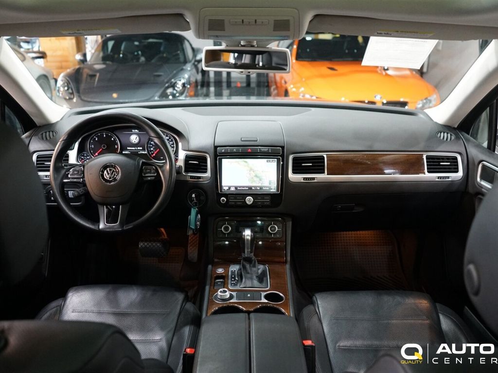 2016 Volkswagen Touareg  - 22999988 - 16