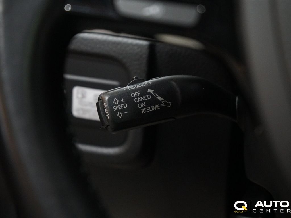 2016 Volkswagen Touareg  - 22999988 - 25