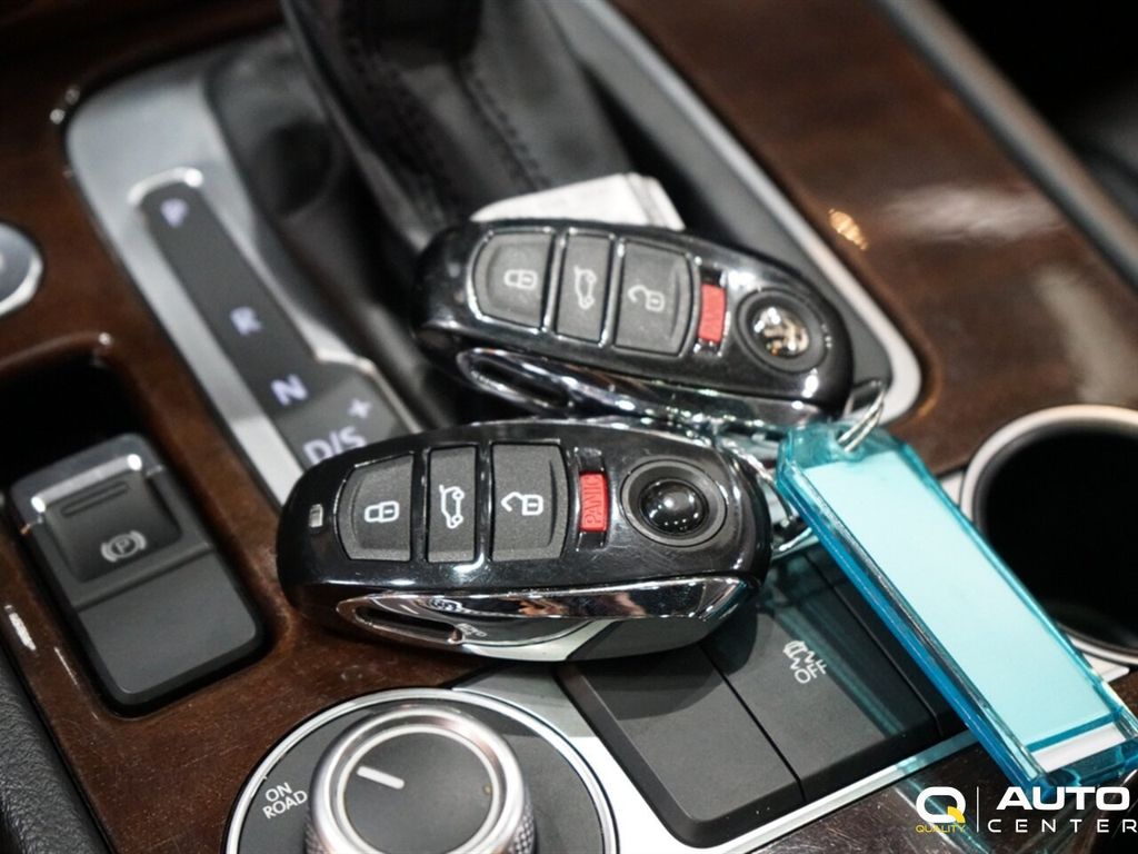 2016 Volkswagen Touareg  - 22999988 - 26