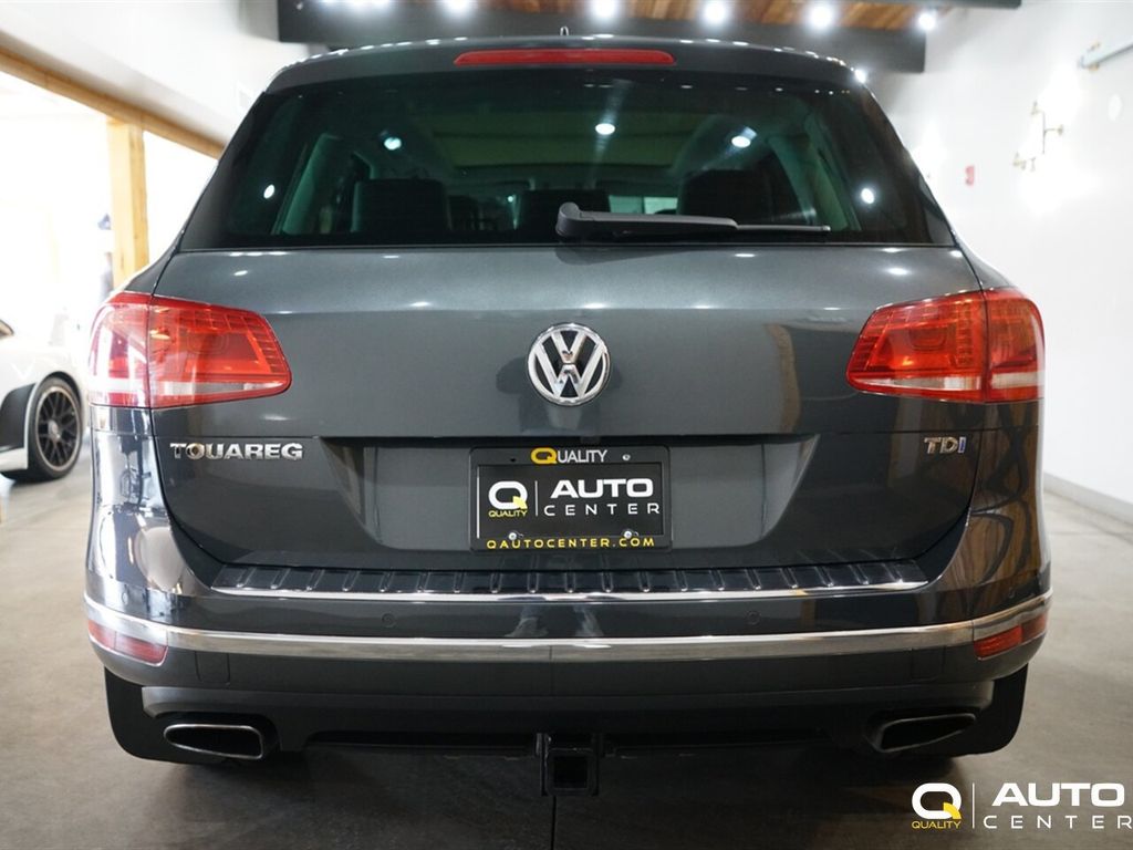2016 Volkswagen Touareg  - 22999988 - 4