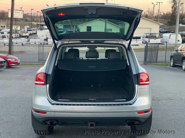 2016 Volkswagen Touareg 2016 VOLKSWAGEN TOUAREG LUXURY 1-OWNER SERVICED 615-730-9991  - 22985534 - 24
