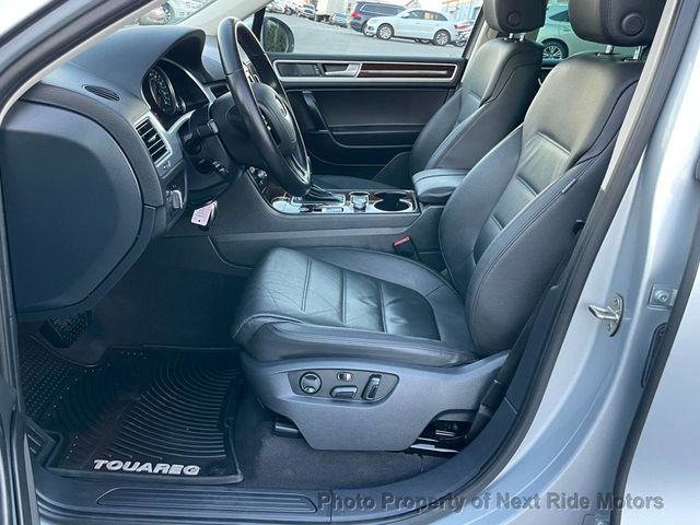 2016 Volkswagen Touareg 2016 VOLKSWAGEN TOUAREG LUXURY 1-OWNER SERVICED 615-730-9991  - 22985534 - 6