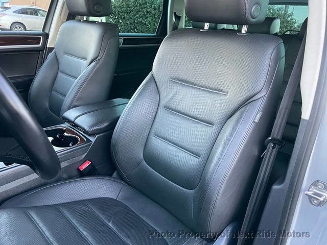 2016 Volkswagen Touareg 2016 VOLKSWAGEN TOUAREG LUXURY 1-OWNER SERVICED 615-730-9991  - 22985534 - 8