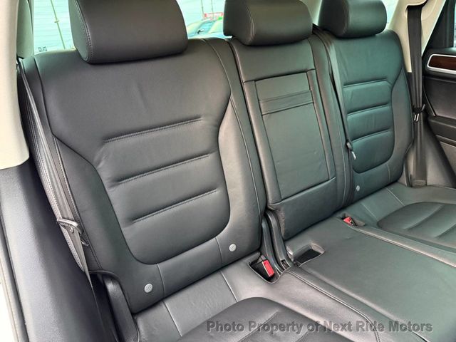 2016 Volkswagen Touareg 2016 VOLKSWAGEN TOUAREG TDI LUXURY DIESEL SERVICED 615-730-9991 - 22959395 - 9