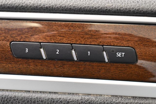 2016 Volkswagen Touareg TDI - 22453909 - 26