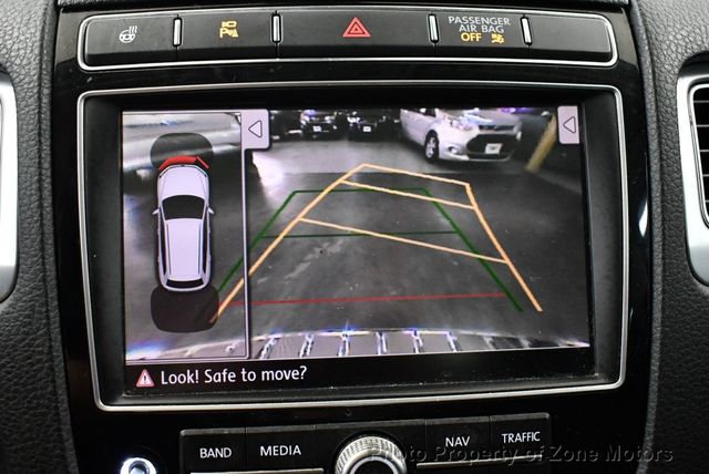 2016 Volkswagen Touareg TDI - 22453909 - 41