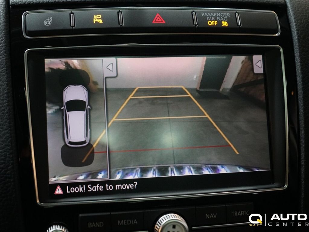 2016 Volkswagen Touareg TDI Sport w/Technology 4dr - 22971103 - 21