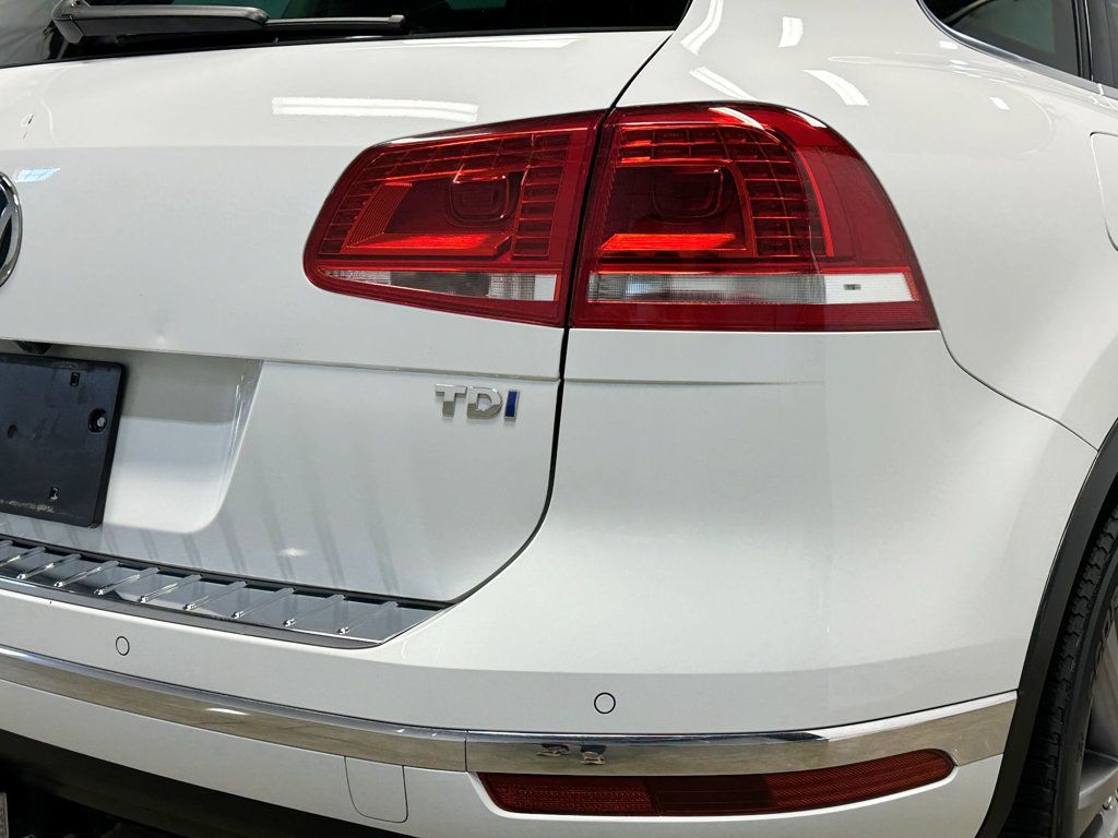 2016 Volkswagen Touareg TDI Sport w/Technology 4dr - 23088625 - 11