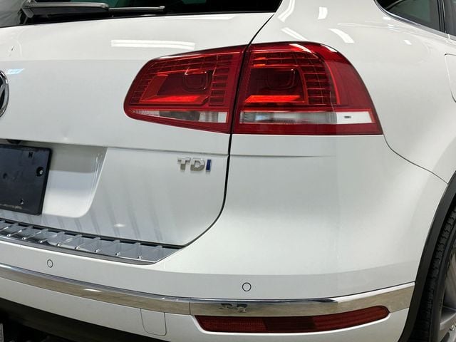 2016 Volkswagen Touareg TDI Sport w/Technology 4dr - 23088625 - 11
