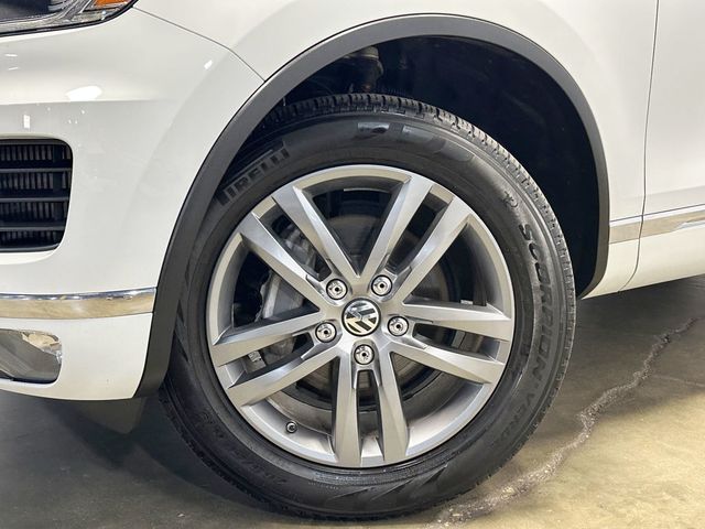 2016 Volkswagen Touareg TDI Sport w/Technology 4dr - 23088625 - 12