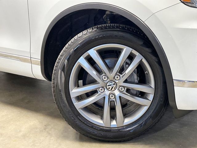 2016 Volkswagen Touareg TDI Sport w/Technology 4dr - 23088625 - 13