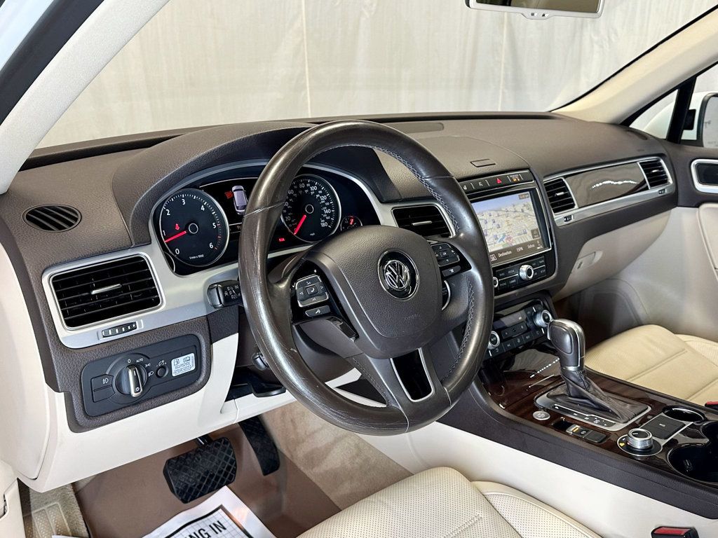 2016 Volkswagen Touareg TDI Sport w/Technology 4dr - 23088625 - 22