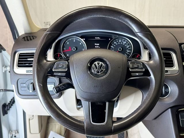 2016 Volkswagen Touareg TDI Sport w/Technology 4dr - 23088625 - 24