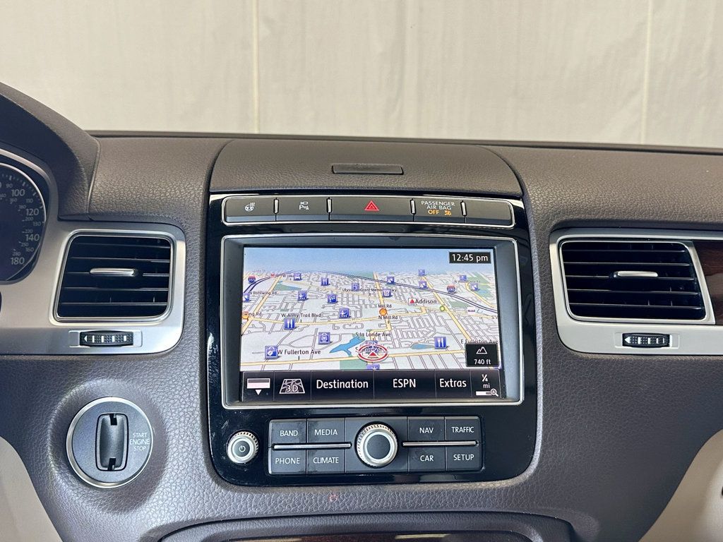2016 Volkswagen Touareg TDI Sport w/Technology 4dr - 23088625 - 26