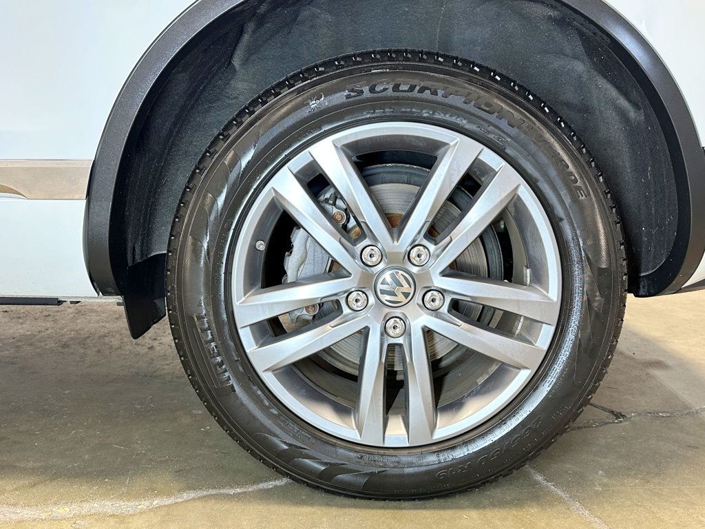2016 Volkswagen Touareg TDI Sport w/Technology 4dr - 23088625 - 43