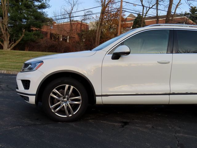 2016 Volkswagen Touareg VR6 Lux 4dr - 22951270 - 10