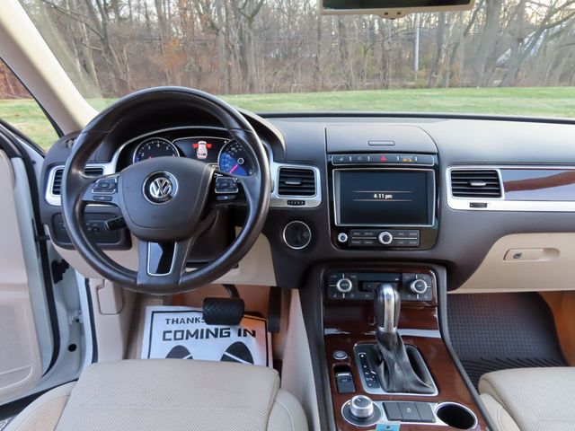 2016 Volkswagen Touareg VR6 Lux 4dr - 22951270 - 31