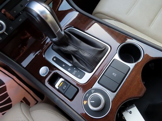 2016 Volkswagen Touareg VR6 Lux 4dr - 22951270 - 36