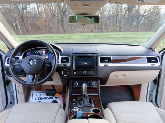 2016 Volkswagen Touareg VR6 Lux 4dr - 22951270 - 5