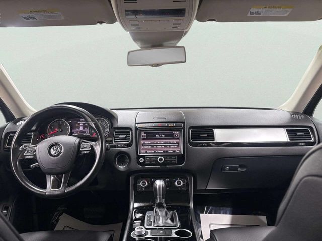 2016 Volkswagen Touareg VR6 Lux 4dr - 22976618 - 22